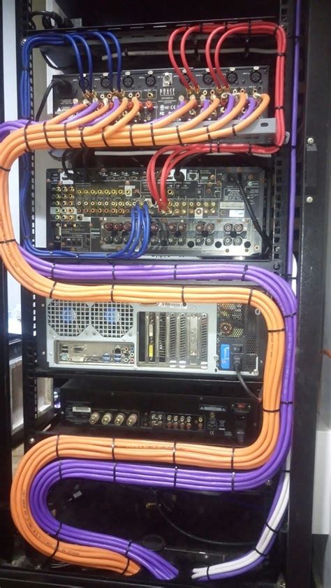 Inside Computer Case 的图像结果