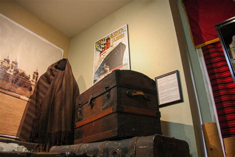 Polish Immigration Trunks | The Polish Center of Discovery & Learning