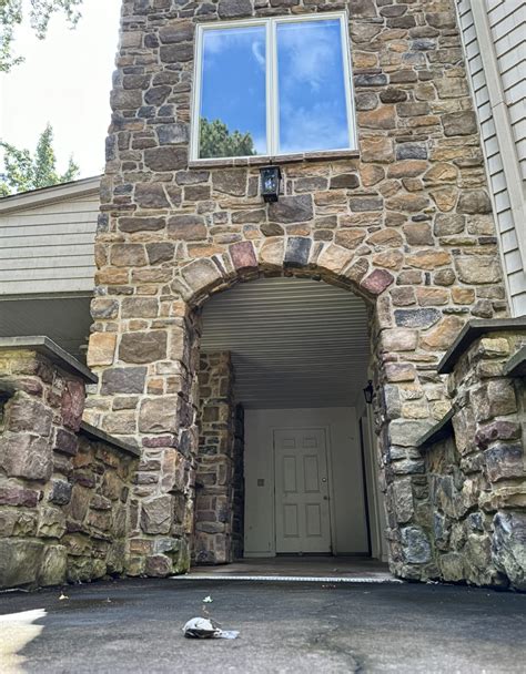 bird collision at a house | FWS.gov
