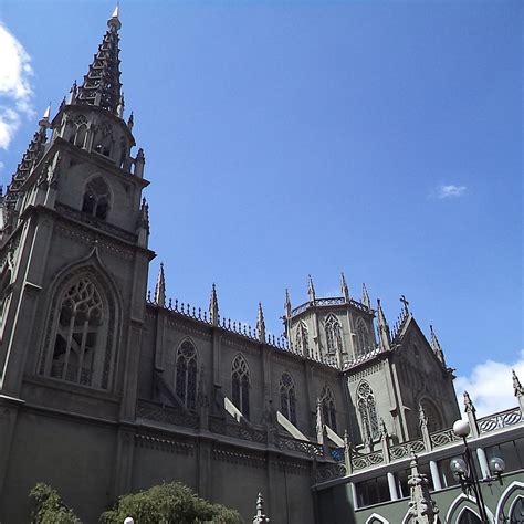 Iglesia de Santa Teresita, Quito