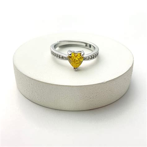 Adjustable Silver Small Yellow Heart Stone Studded Ring– Oralia India