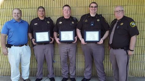 Three Gratiot corrections officers get Life Saving Awards - The Morning Sun