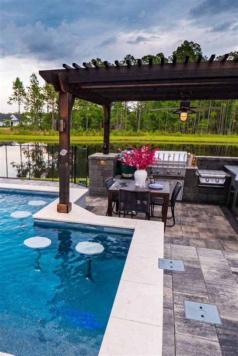 Simple Pool Bar 的图像结果