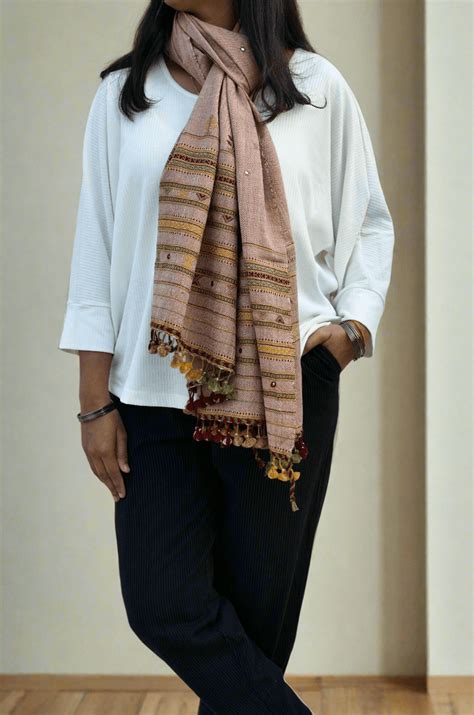 Pure Merino Wool Mirror Stole with Jaal Buti Design | Pinaachi