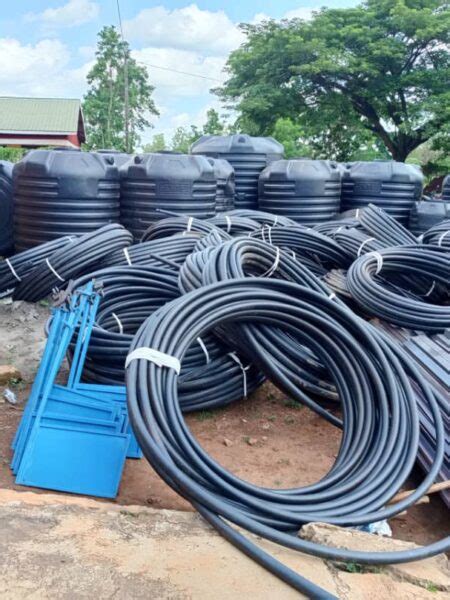 Radio Apac - Dwon Alongo