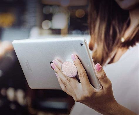 18 Must-Haves To Nail The Instagram Baddie Look