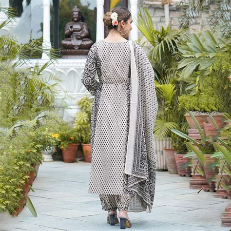 YASH GALLERY Women's Floral Printed Anarkali Kurta with Pant Set & Dup ...