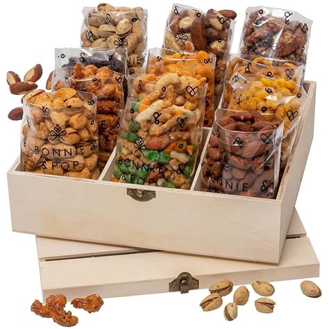 BONNIEANDPOP BONNIE AND POP - Nut Gift Basket | Healthy Gift of India ...