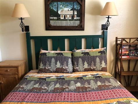 YOSEMITE VACATION HOMES (Yosemite National Park) - Kashi Besso Reviews ...