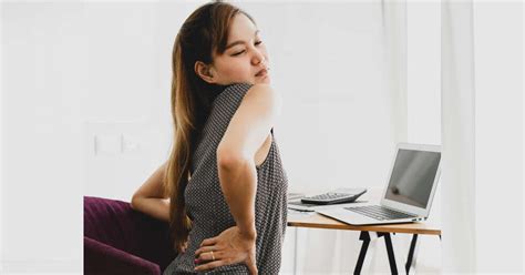 10 Yoga Poses For Desk Workers To Relieve Back Pain