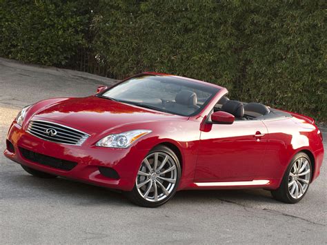 Infiniti G37 Convertible 3.7 V6 (320 Hp) Automatic