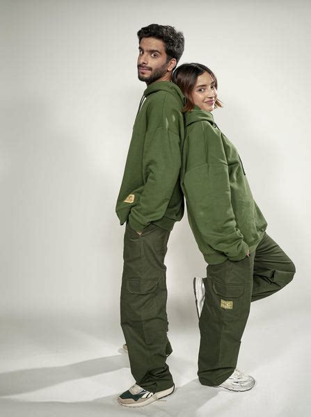 Olive Green Cargo Pants – Peach by Vishnu