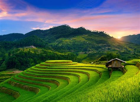 Book 9 Days 8 Nights Alluring Vietnam Tour Package | Myholidays