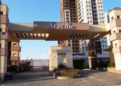 Supertech Araville Sector-79 - Without Brokerage Semi-furnished 3 BHK ...