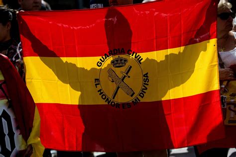 Castilian vs Catalan nationalism â?" the authoritarian roots of Spanish ...