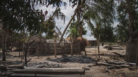 Mozambique police confirm dozens of villagers beheaded – The Irish Times