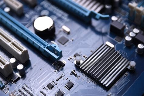 Computer Components Store 的图像结果