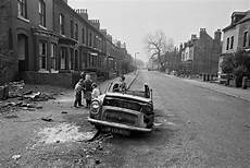 Cars Of The 1970s by Powerful Photos Of Manchester Slums 1969 72 Cars Of The 1970s