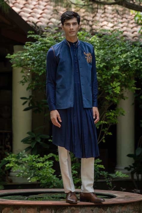 Musafir – TAJIRISTUDIO