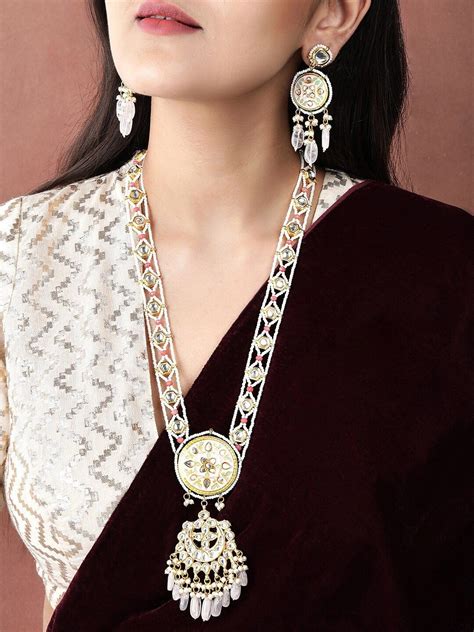 Jewellery That Feels Like a Hug: Top Picks for Mother’s Day – Rubans