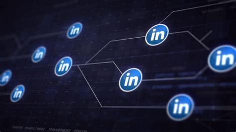 How to Do LinkedIn Advertising: Strategies & Benefits in 2025