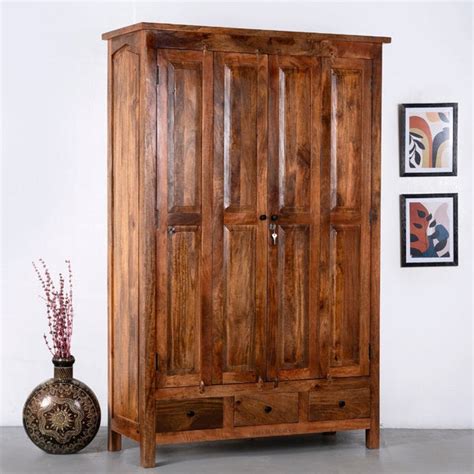 Wooden Wardrobes for Indian Homes — A Complete Buying Guide (Size, Sto ...