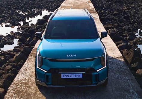 Kia EV9 Specs & Features, Configurations, Dimensions