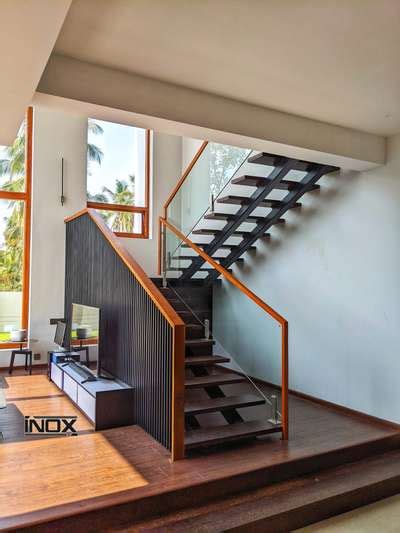 Designs by Contractor INOX GLASS EXPERTS, Malappuram | Kolo