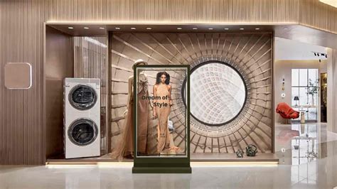 Transparent Display Screen 的图像结果