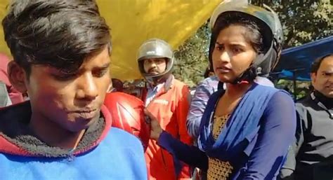 jamshedpur rash driving-जुबली पार्क के पास रैश ड्राइविंग कर रहे युवकों ...