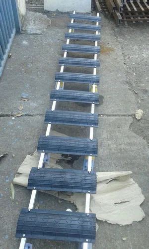 Safety Harness Belts, Hook and Rescue Stretcher - Skysaver Standalone ...