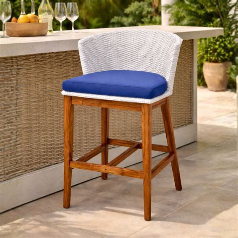 OUTDOOR CHAIRS