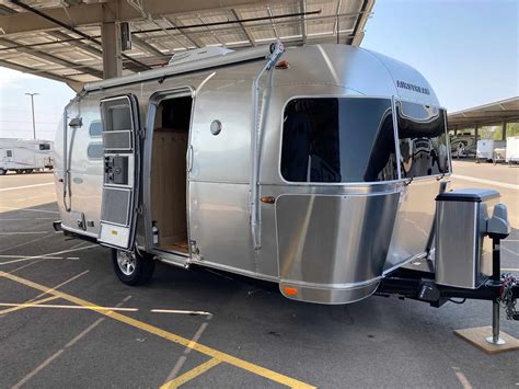 2018 Airstream 20FT Flying Cloud For Sale in Enumclaw - Airstream Marketplace