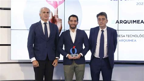 'Health Technology Company' award | La Razón | ARQUIMEA