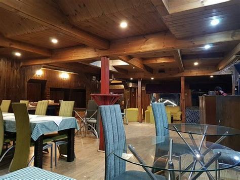 ALPINE RIDGE (Gulmarg, Kashmir) - Hotel Reviews, Photos, Rate ...