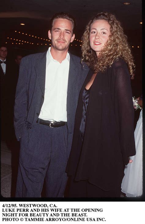 Rachel Sharp Wiki Luke Perrys Wife Age Height Family Net Luke Perry