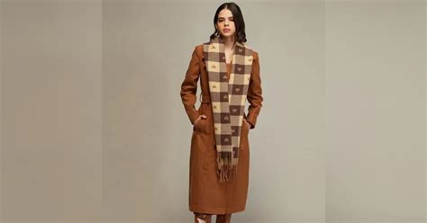 Shop Scarves Under INR 2,000 Online | LBB