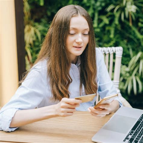 OnlyFans Gifting: How to Support Creators with Subscriptions