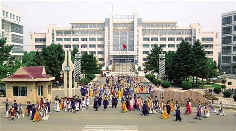内蒙古民族大学怎么样排名全国第几？哪些专业好就业？宿舍照片
