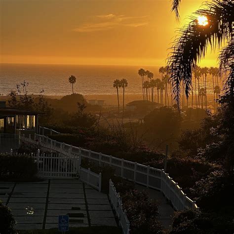 MALIBU COUNTRY INN - Inn Reviews, Photos, Rate Comparison - Tripadvisor