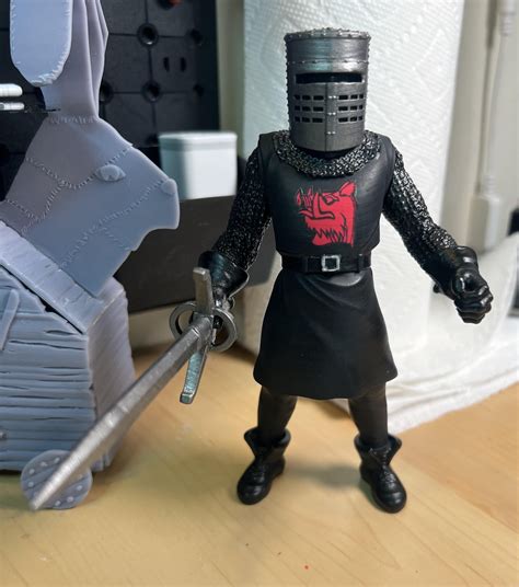 3D Printed and painted 1/12 scale Black knight. “Tis But A Scratch ...