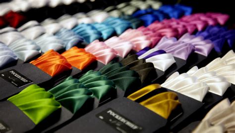 Business Suit Back Accessories 的图像结果