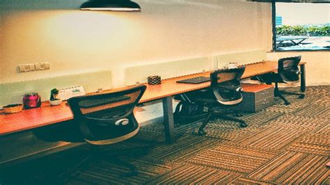GoOffice 2470 - Indiqube Lexington Tower - 3 Seater Private Cabin ...