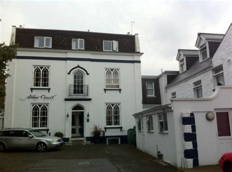 ABBEY COURT HOTEL (Guernsey, Channel Islands) - Hotel Reviews & Photos ...