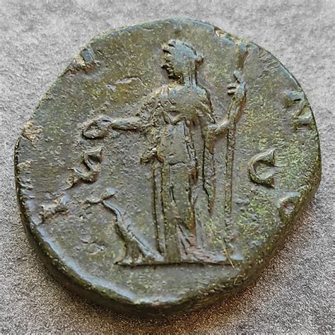 Faustine Jeune - Dupondius - Juno - IVNO - 13.17 GR - 24 mm – NumisCoin