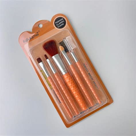 5-in-1 Makeup Brush Set – Hairbounce.in