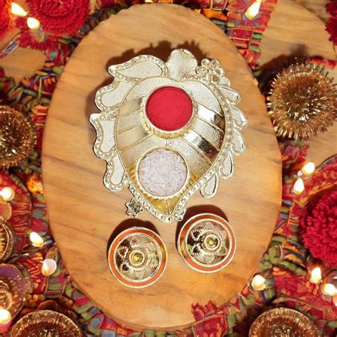 Decorative items for pooja thali Pooja thali,pooja platter,karvachauth ...