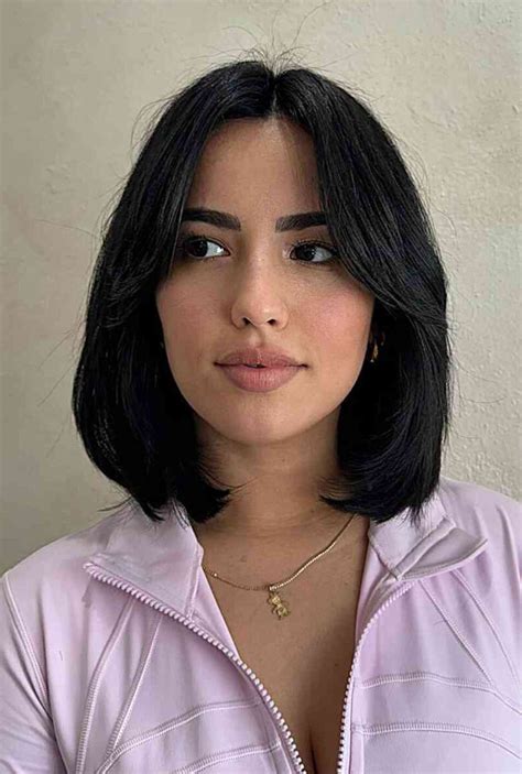 25 Stunning Longer Bobs with Middle-Parted Bangs | Hair inspiration ...