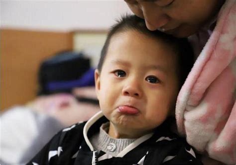 婴儿多大哭会流泪（动不动就掉眼泪的娃）-幼儿百科-魔术铺