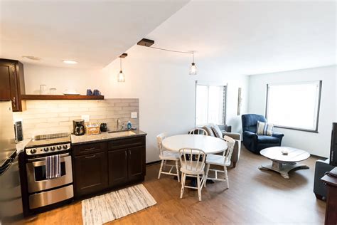 Rooms — Falling Waters Lodge